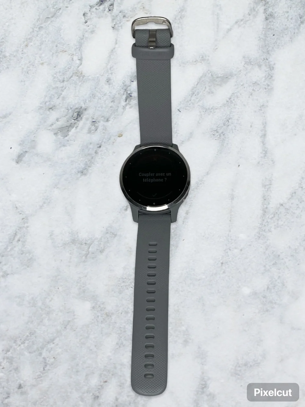 Garmin Vivoactive 4S GPS Smartwatch 40mm‎ Fiber-Reinforced Gray Silicone band